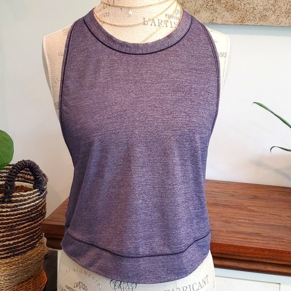 Lululemon tank top - Picture 2 of 5